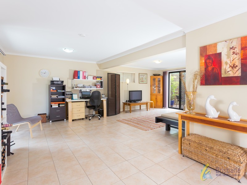 24 Horizon Drive, Jamboree Heights QLD 4074