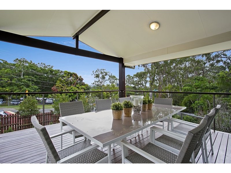 1 Plumeria Close, Kenmore QLD 4069