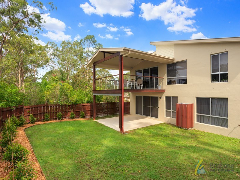 1 Plumeria Close, Kenmore QLD 4069