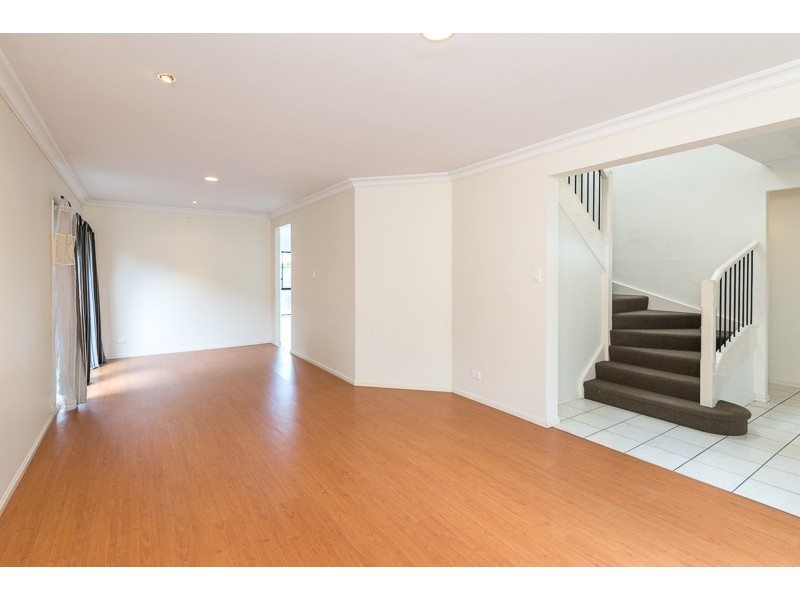 7A Pioneer Crescent, Bellbowrie QLD 4070