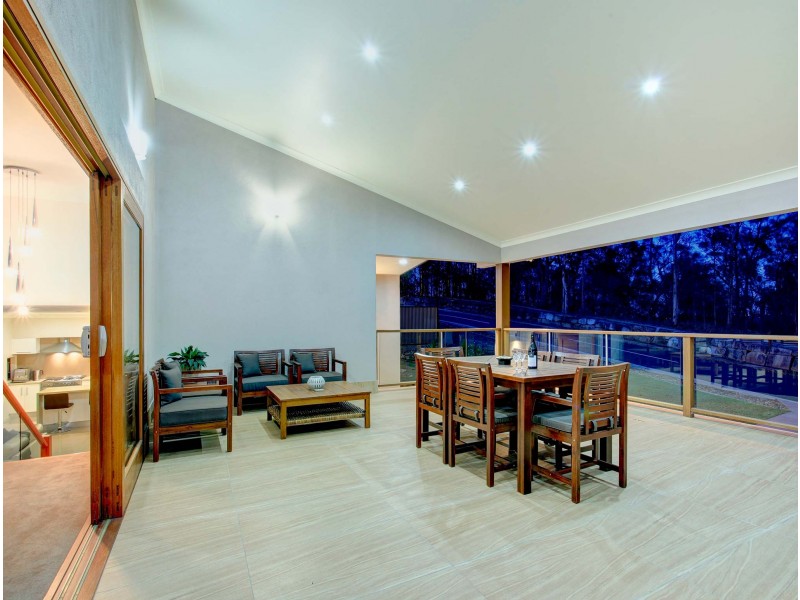 58 Gordon Cct, Seventeen Mile Rocks QLD 4073