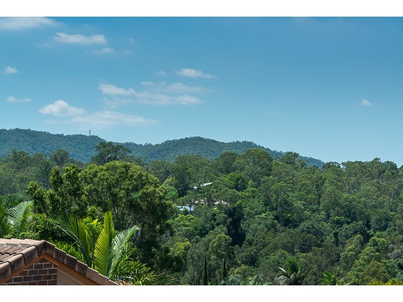 4 Softwind Court, Kenmore Hills QLD 4069