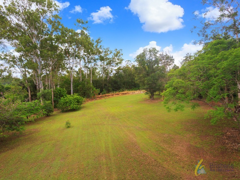 60 Kailua Street, Brookfield QLD 4069