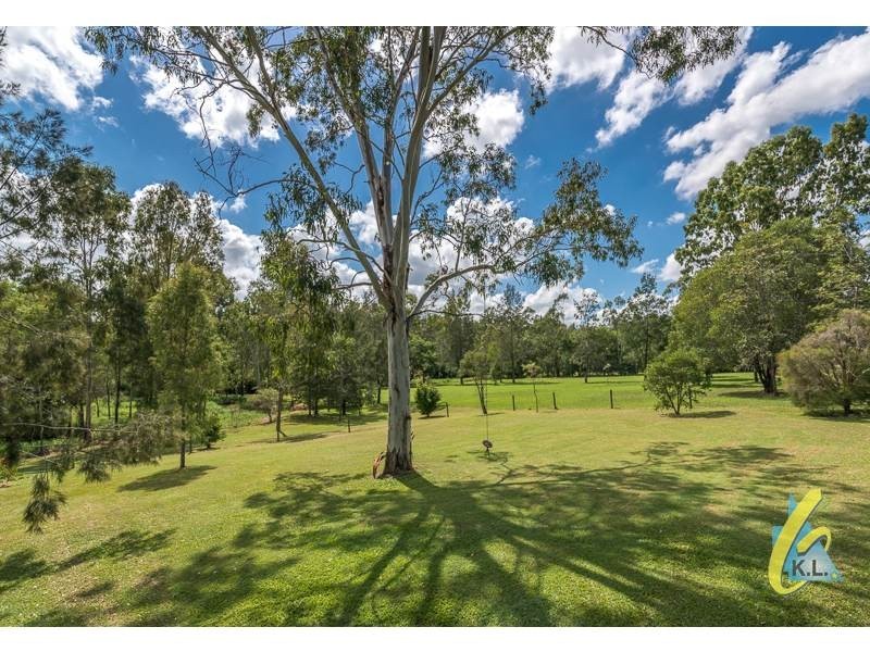 18 Queensborough Parade, Karalee QLD 4306