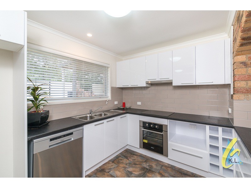 2 Apurla Court, Karana Downs QLD 4306