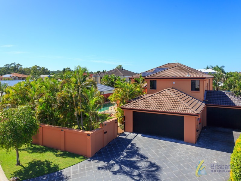 12 Joseph Place, Sinnamon Park QLD 4073