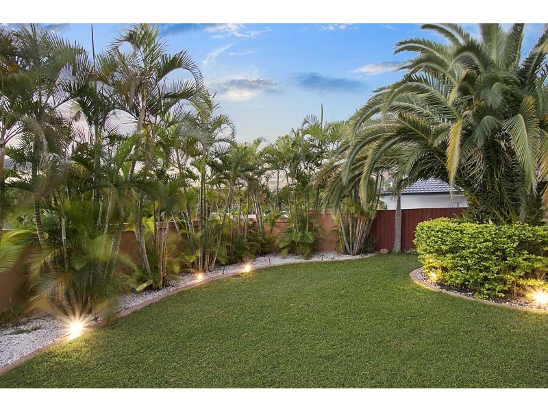 12 Joseph Place, Sinnamon Park QLD 4073