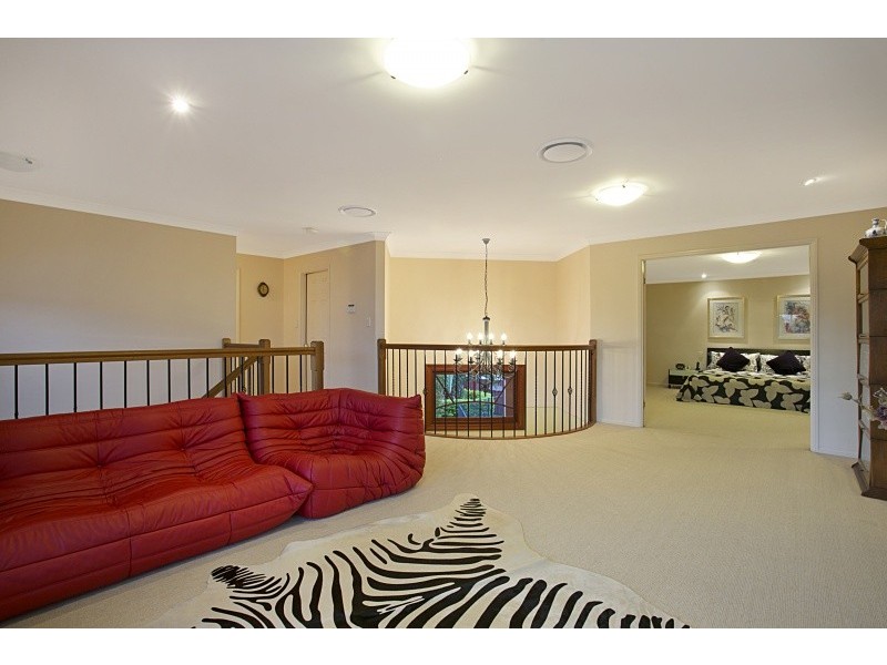 12 Joseph Place, Sinnamon Park QLD 4073