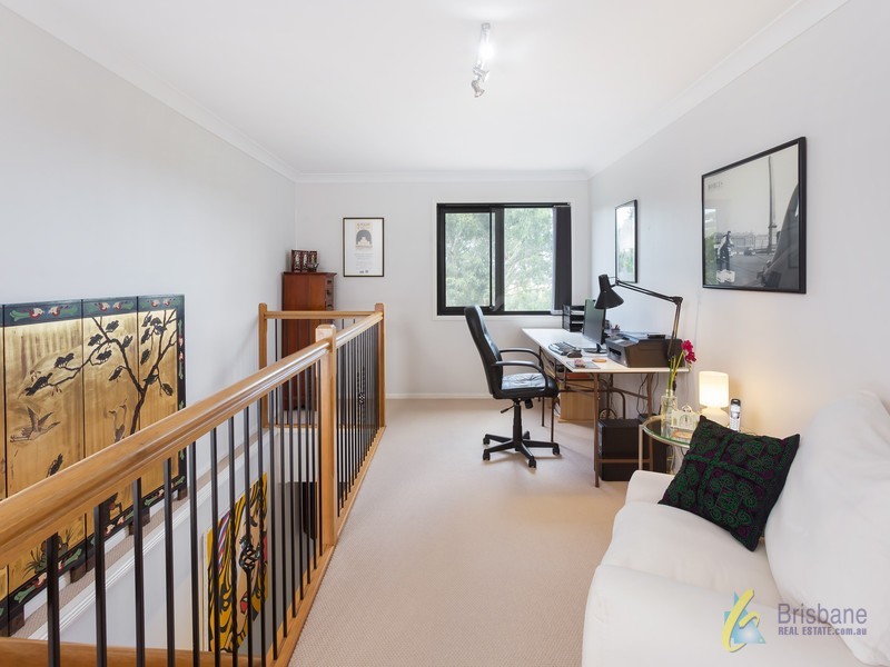 20 Erinvale Street, Corinda QLD 4075