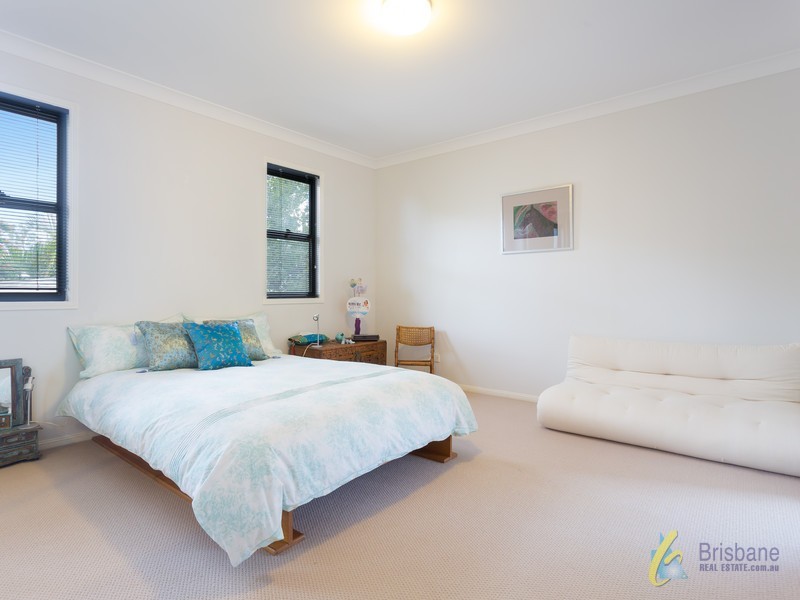 20 Erinvale Street, Corinda QLD 4075