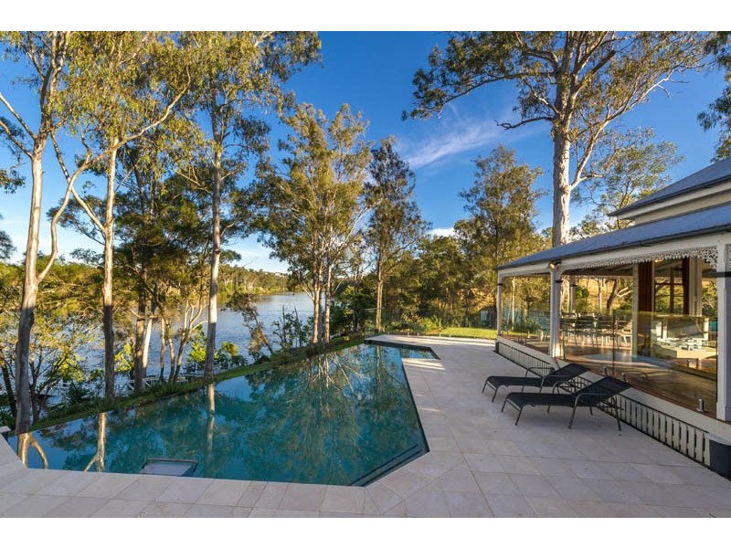 38a Scenic Road, Kenmore QLD 4069