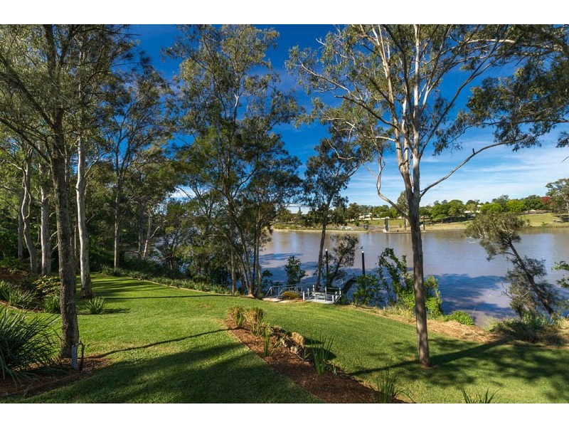 38a Scenic Road, Kenmore QLD 4069