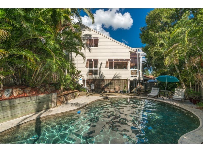 16 Mirbelia Street, Kenmore Hills QLD 4069