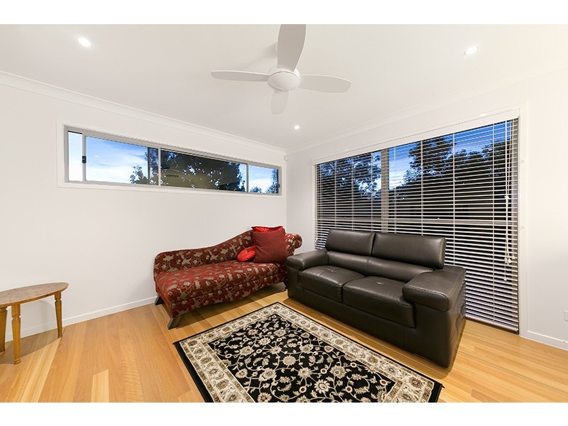 38 Gilruth Road, Kenmore QLD 4069