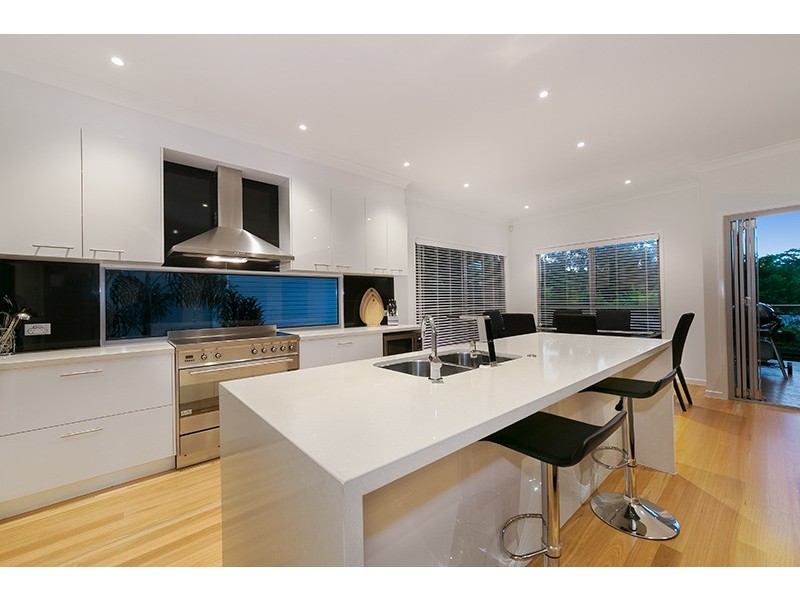 38 Gilruth Road, Kenmore QLD 4069