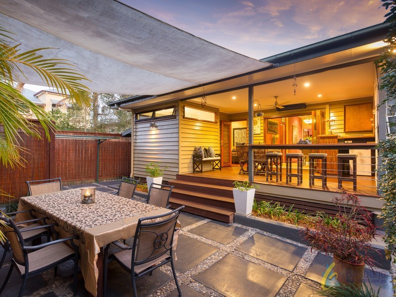 146 Strong Avenue, Graceville QLD 4075