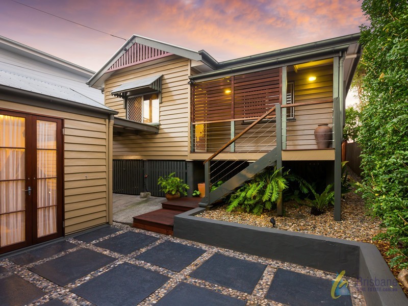 146 Strong Avenue, Graceville QLD 4075