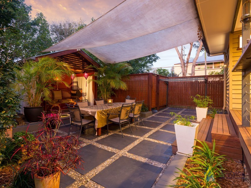 146 Strong Avenue, Graceville QLD 4075