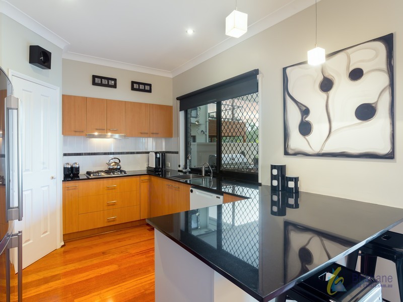 35 Alexandrina Cct, Forest Lake QLD 4078