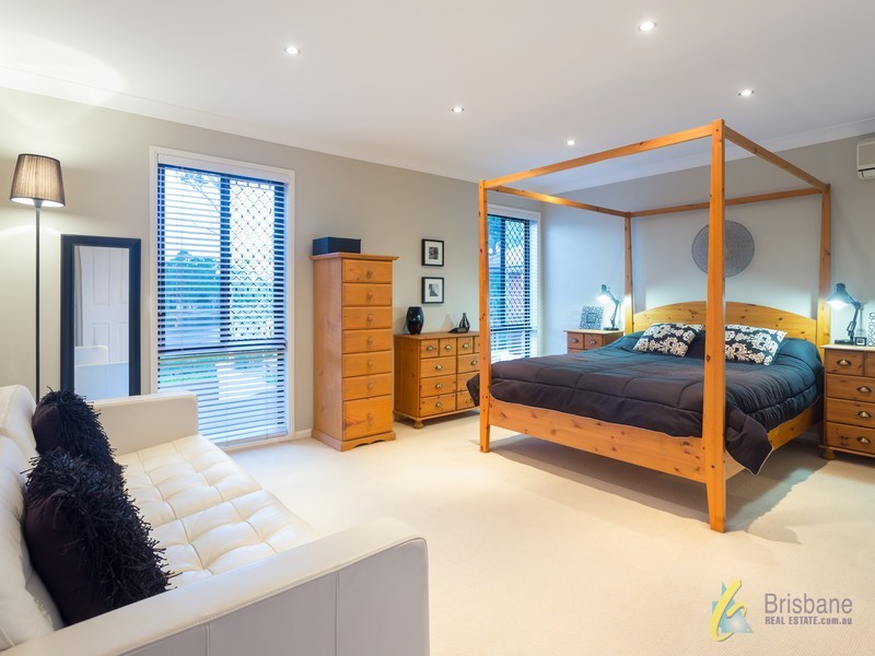 35 Alexandrina Cct, Forest Lake QLD 4078