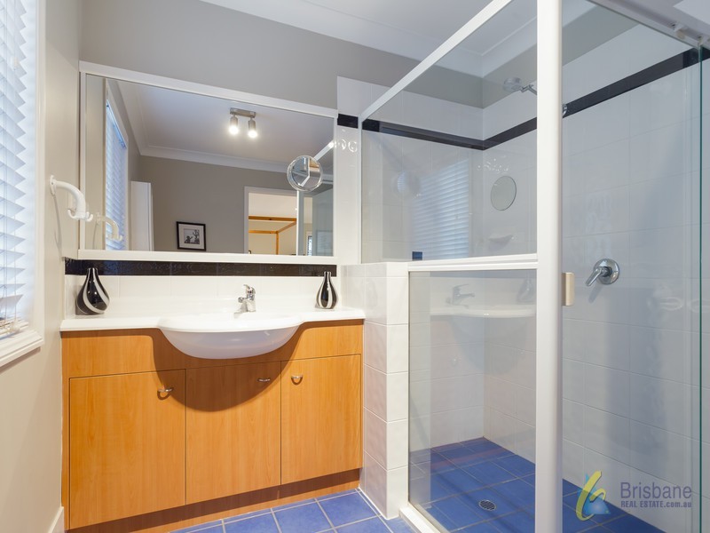 35 Alexandrina Cct, Forest Lake QLD 4078