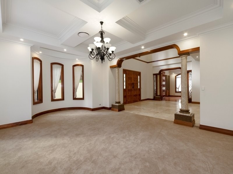27 Robertson Place, Fig Tree Pocket QLD 4069