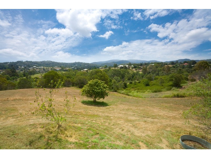 288 Grandview Road, Pullenvale QLD 4069