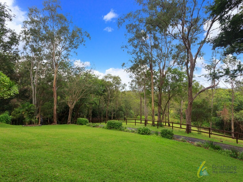 405 Pullenvale Road, Pullenvale QLD 4069