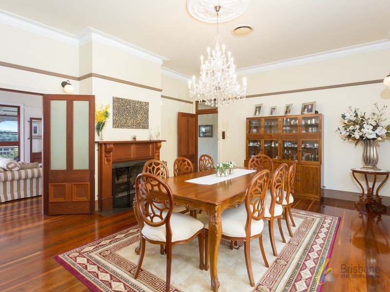 218 Moons Lane, Brookfield QLD 4069
