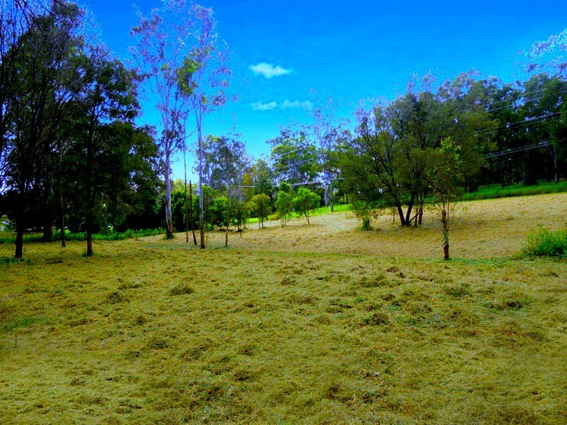 5 Riversleigh Road, Bellbowrie QLD 4070