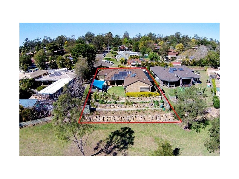 16 Leuneah Lane, Karana Downs QLD 4306