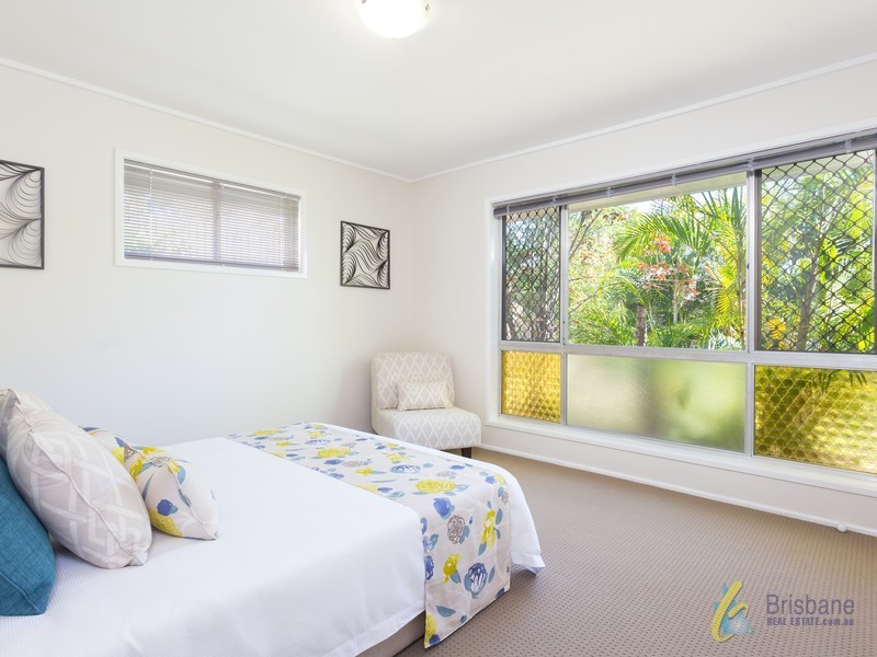 57 Dandenong Road, Jamboree Heights QLD 4074