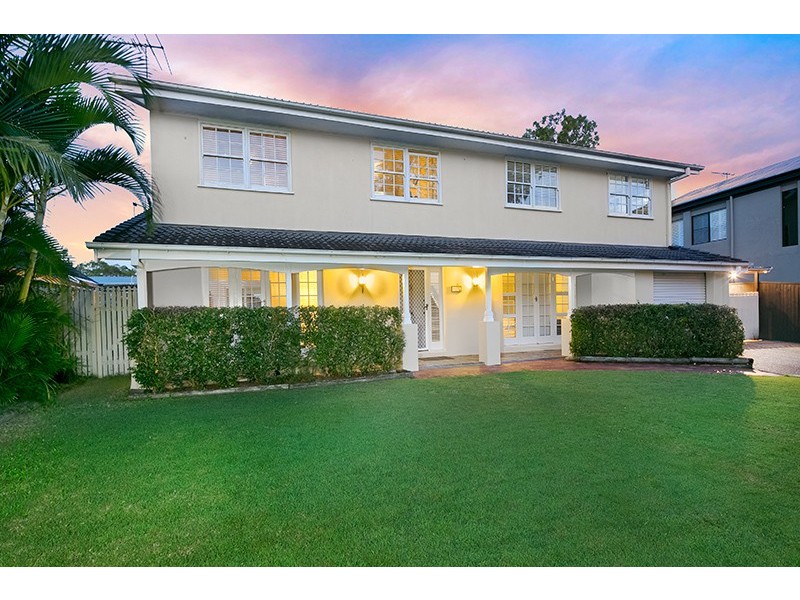 124 Mount Ommaney Drive, Jindalee QLD 4074