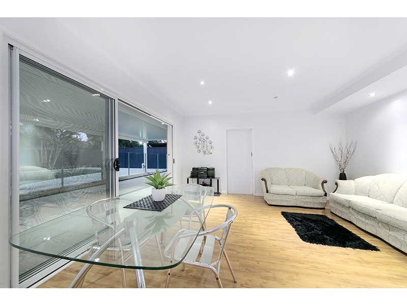 124 Mount Ommaney Drive, Jindalee QLD 4074