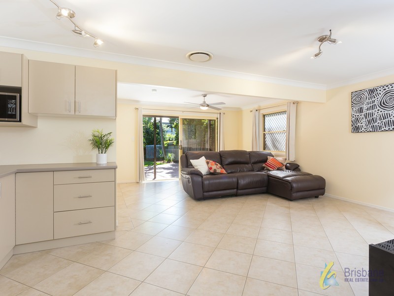 100 Central Avenue, Sherwood QLD 4075