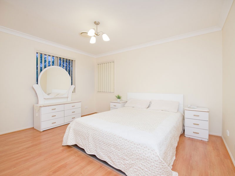 37 Margaret Court, Kenmore QLD 4069