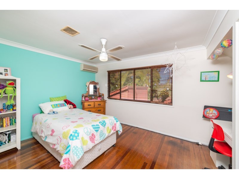 7 Sophia Street, Kenmore QLD 4069