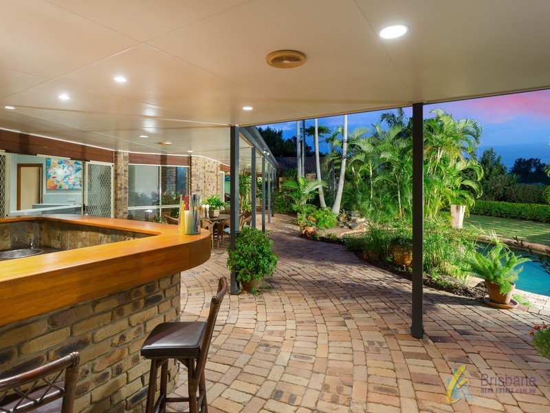 4 Kenny Court, Mount Ommaney QLD 4074