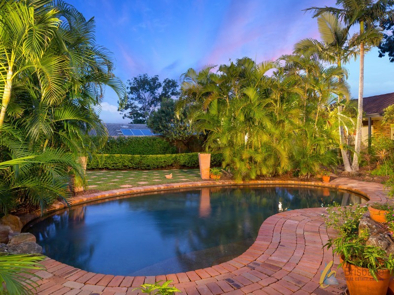 4 Kenny Court, Mount Ommaney QLD 4074