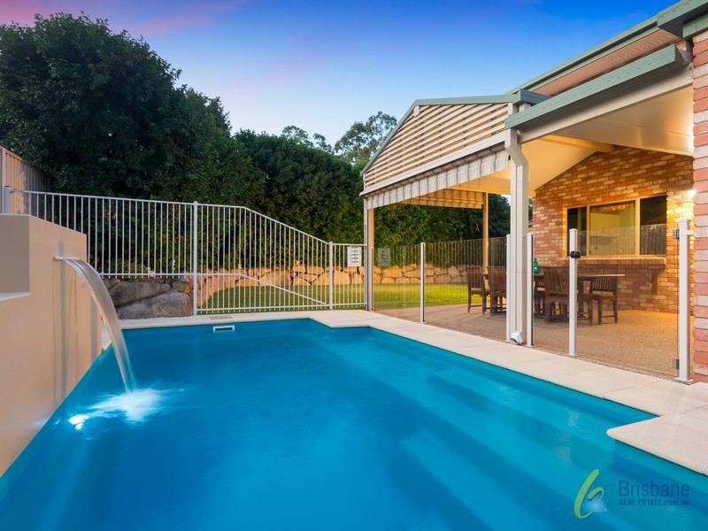 4 Malvern Pl, Forest Lake QLD 4078