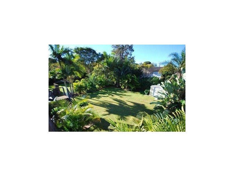 11 Ijong Street, Kenmore QLD 4069