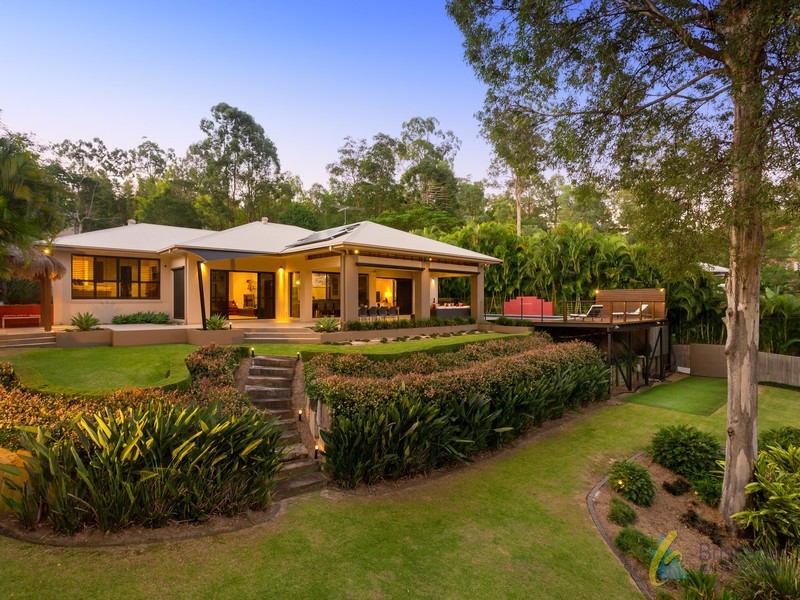 9 Robertson Place, Fig Tree Pocket QLD 4069