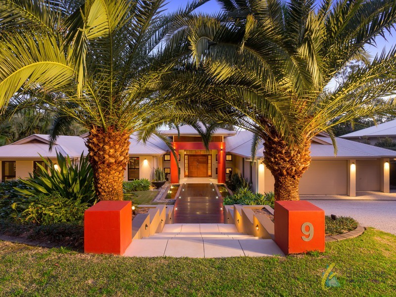 9 Robertson Place, Fig Tree Pocket QLD 4069