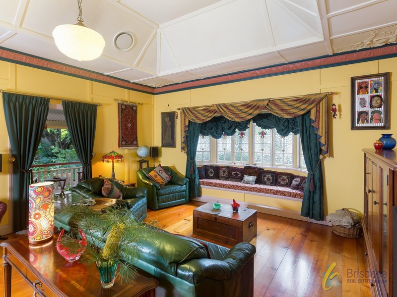 262 Oxley Rd, Graceville QLD 4075