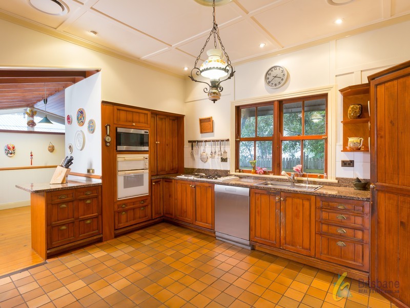 262 Oxley Rd, Graceville QLD 4075