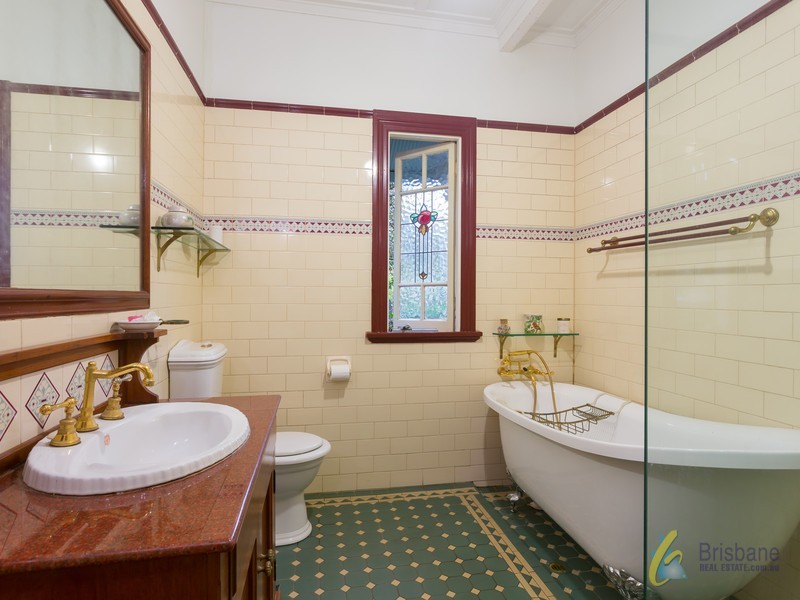 262 Oxley Rd, Graceville QLD 4075