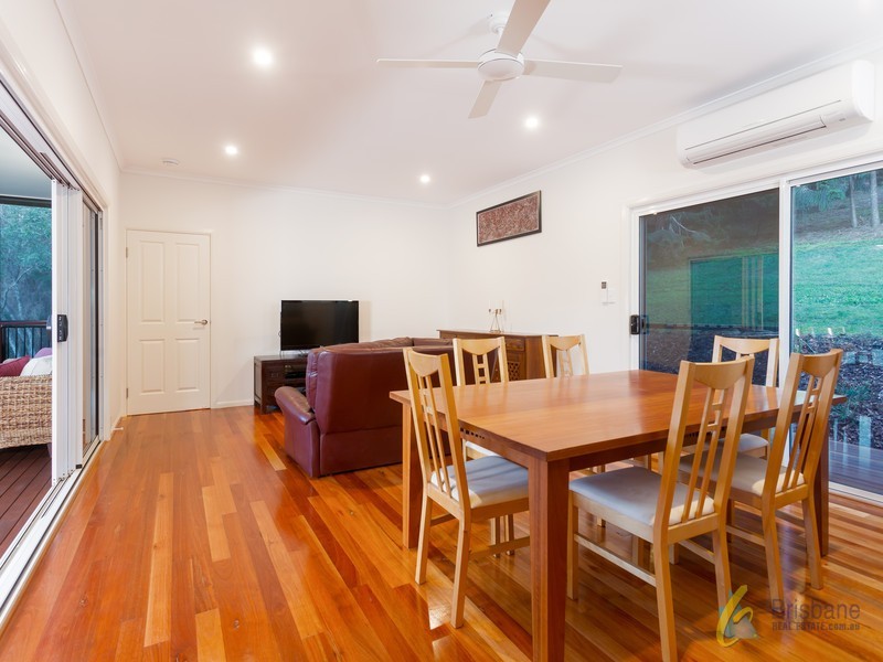 177 Moons Lane, Brookfield QLD 4069