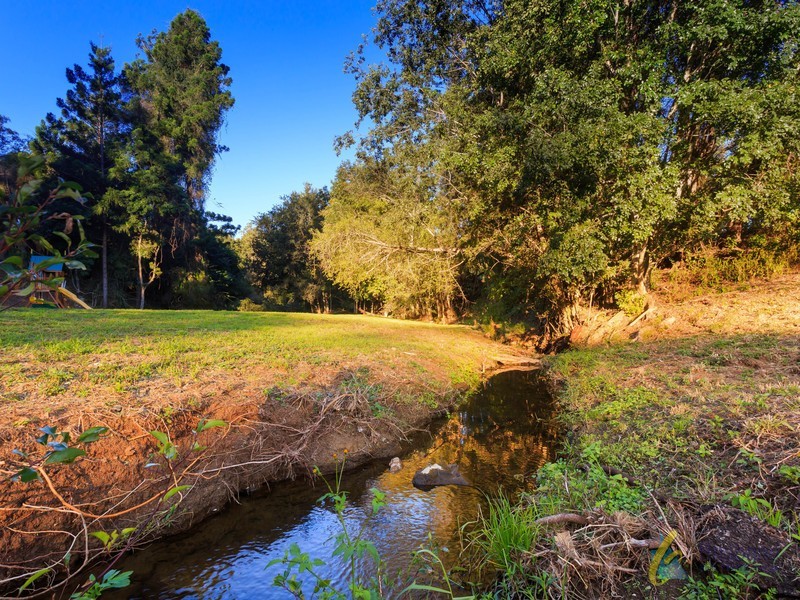 177 Moons Lane, Brookfield QLD 4069