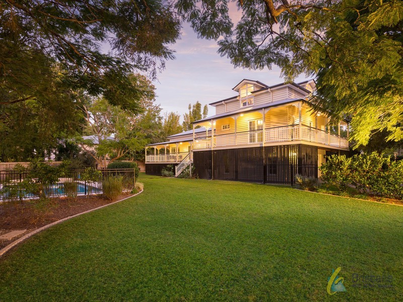 90 Berry Street, Sherwood QLD 4075