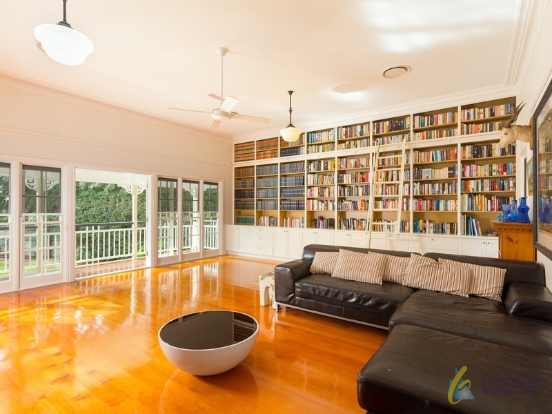 90 Berry Street, Sherwood QLD 4075